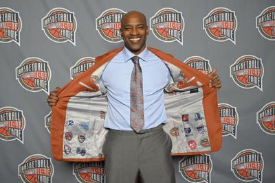 Vince Carter pääsee vuoden 2024 Naismith Basketball Hall of Fameen